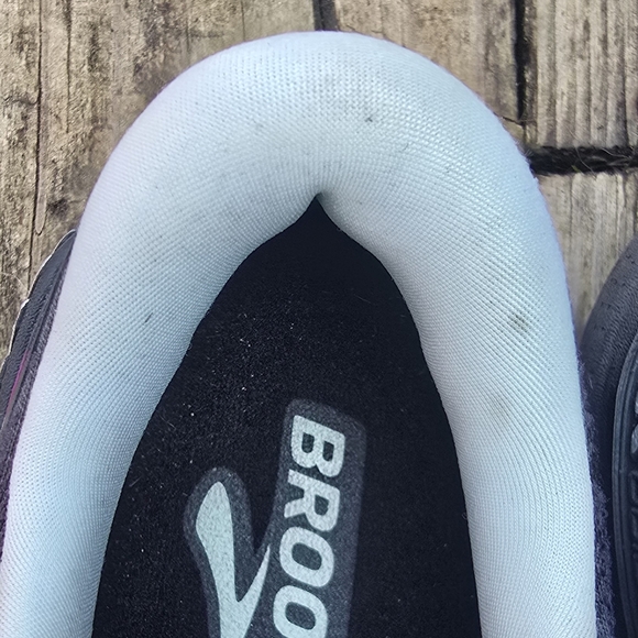 Brooks Athletic Shoes - Gray and Pink - Picture 12 of 15